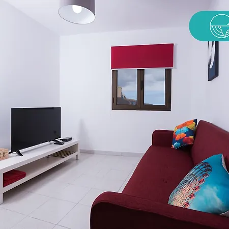 Fronton Whale Apartment *